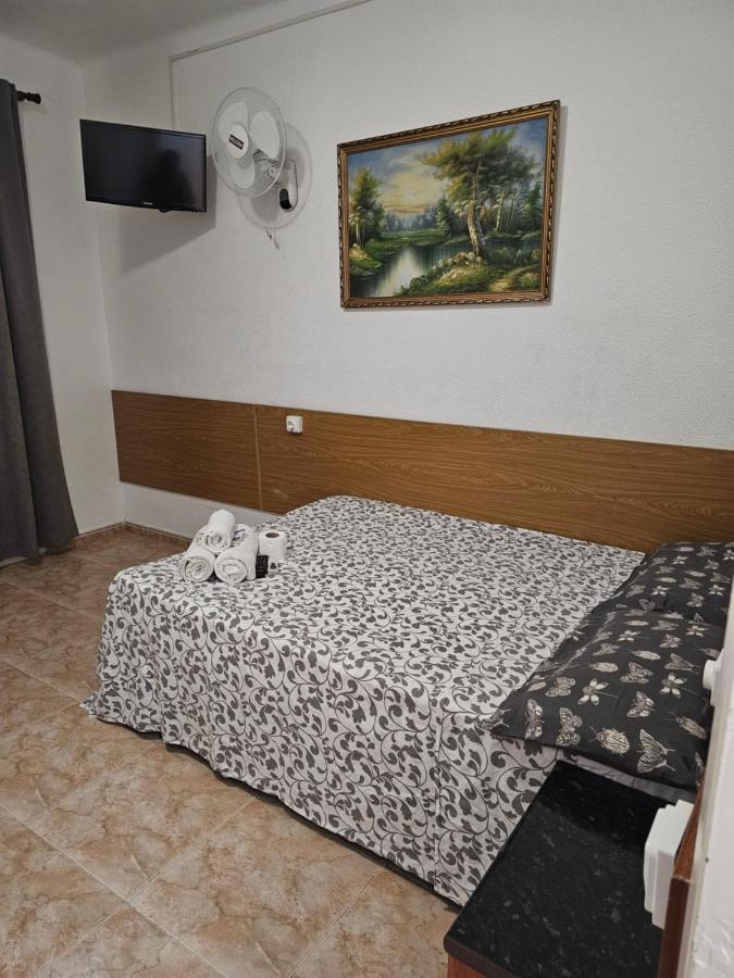 Hostal Sol Celeste Lloret de Mar Extérieur photo