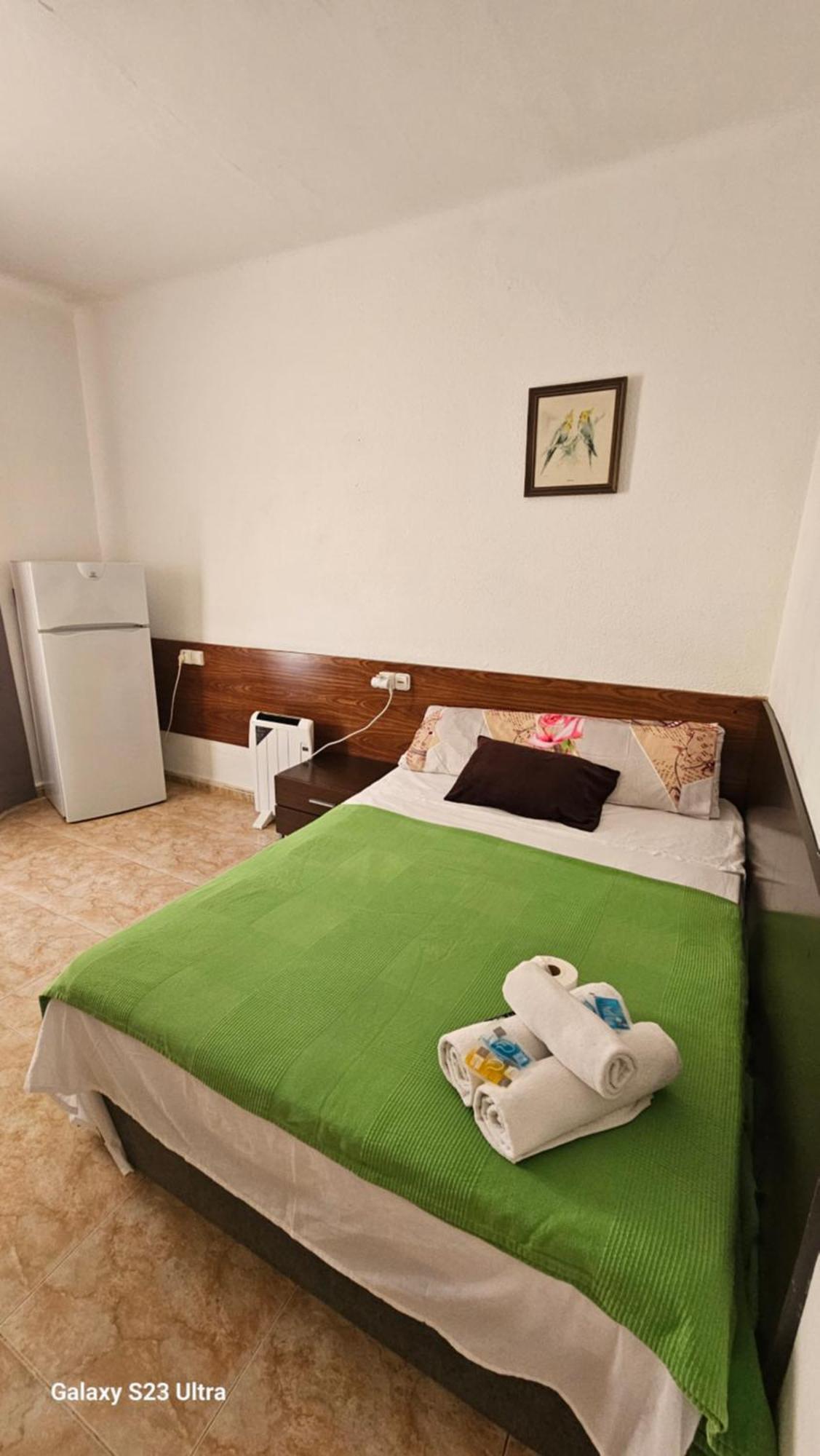 Hostal Sol Celeste Lloret de Mar Extérieur photo