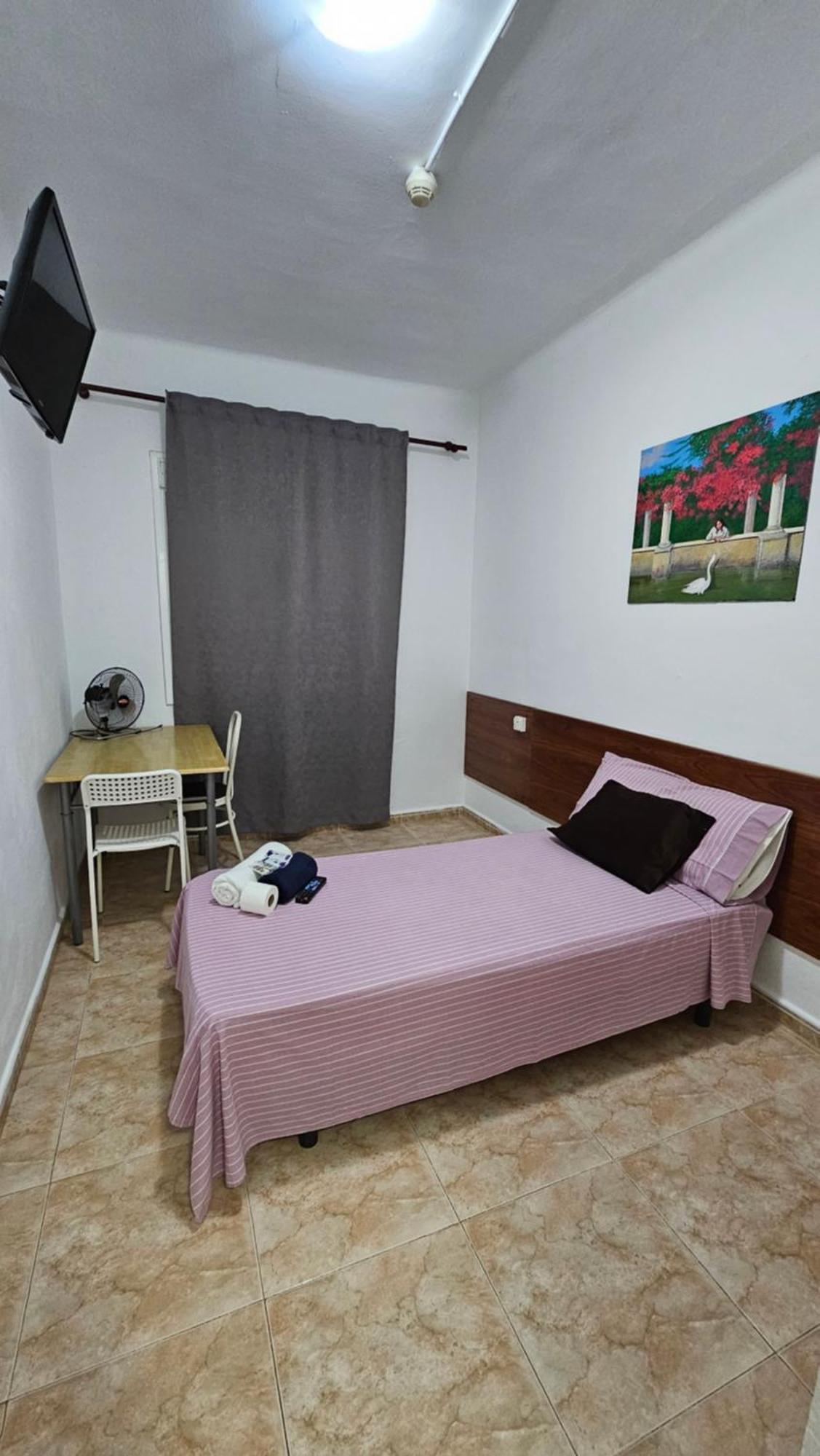 Hostal Sol Celeste Lloret de Mar Extérieur photo